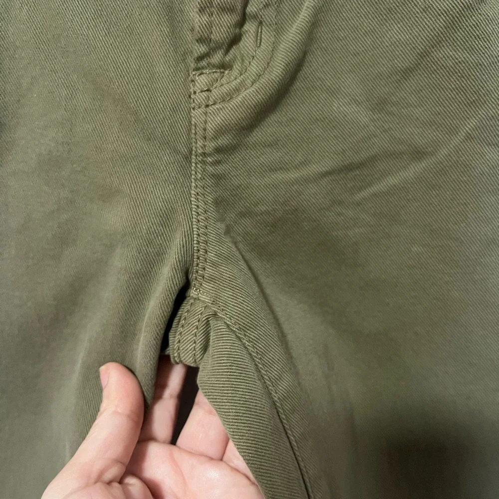 J. Crew Green toothpick Skinny Jeans with‎ Tapered Fit